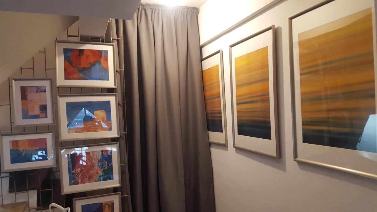 Haus Sathorn 11 בית הארחה 3*